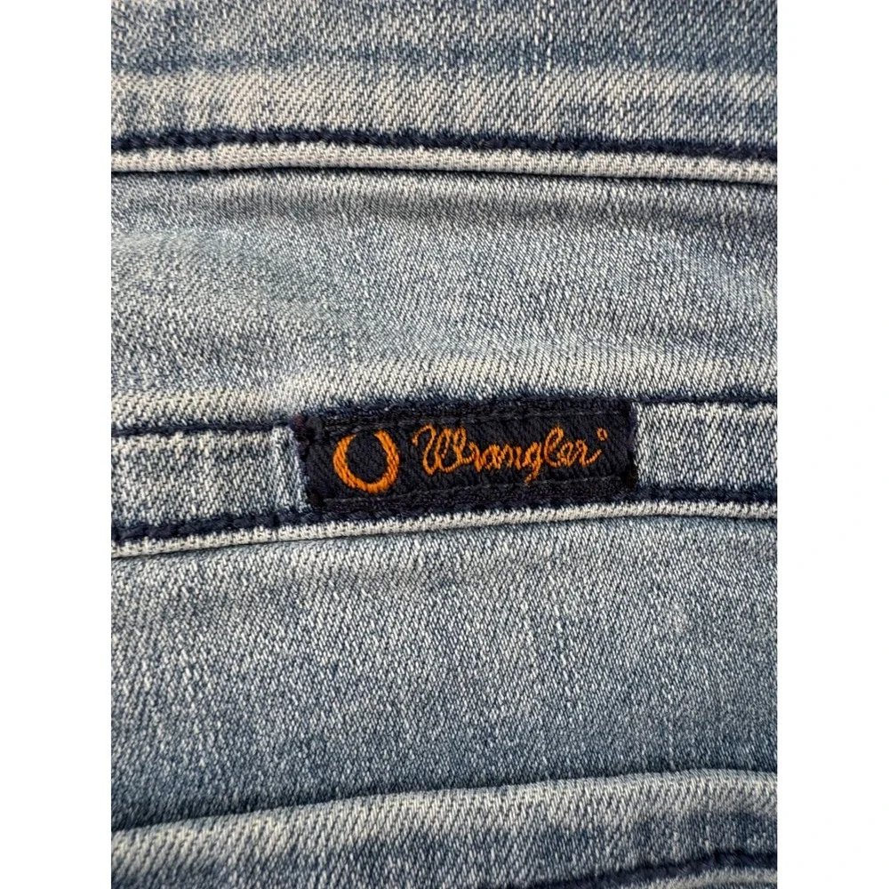 Wrangler Willow Ultimate Riding Jeans Light Wash Bootcut Denim 9x36 10WRW60AR